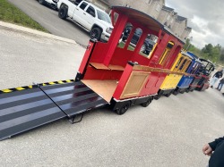 Trackless Train FEE30CC7 EF09 423E A11D BF72584DF439 768446415 Trackless Train