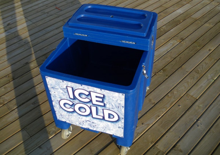 Ice Caddy (holds 200lbs of ice) Ice Caddy (holds 200lbs of ice)