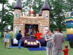 wizardcastlebounce 730227 big.jpg 1666803982 1 Wizard's Castle Bounce